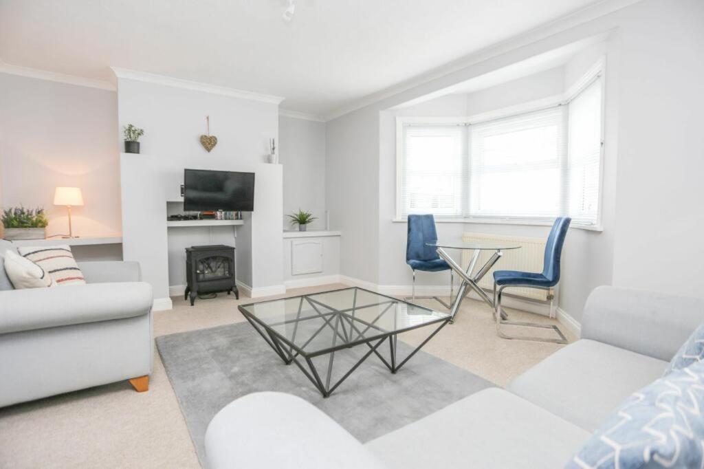 Southsea Historic Gem - Elegant Apartments ポーツマス エクステリア 写真